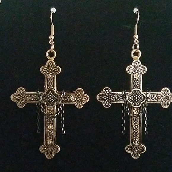 Cross earrings - Picture 3 of 3